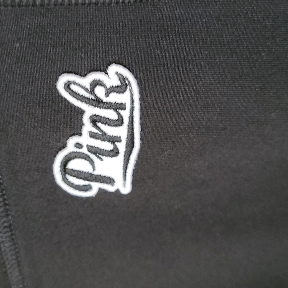 PINK Sporty Colorblock Ultimate High Rise Legging With mesh panel small - Picture 4 of 11